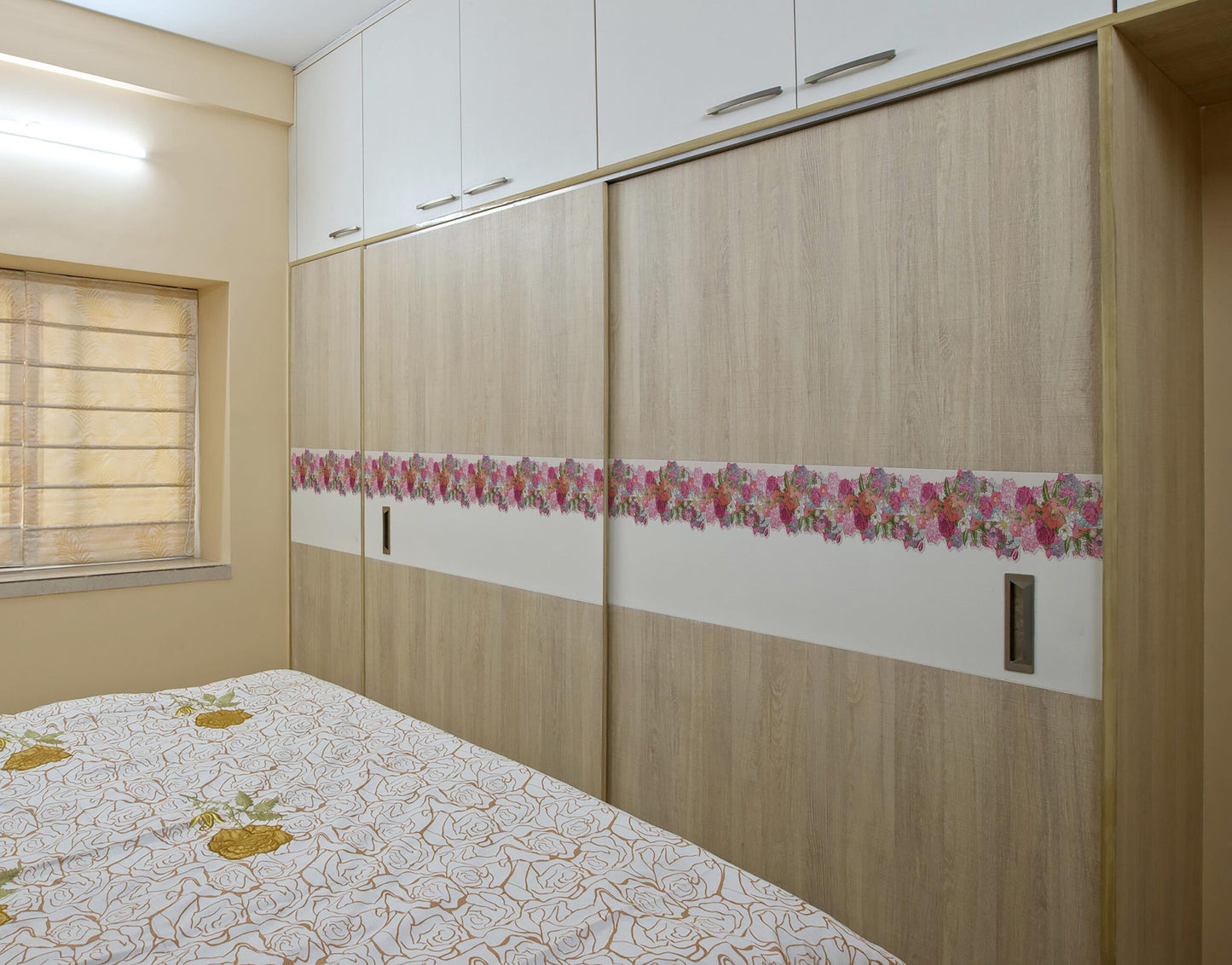 Purple Grapevine Wallpaper Border