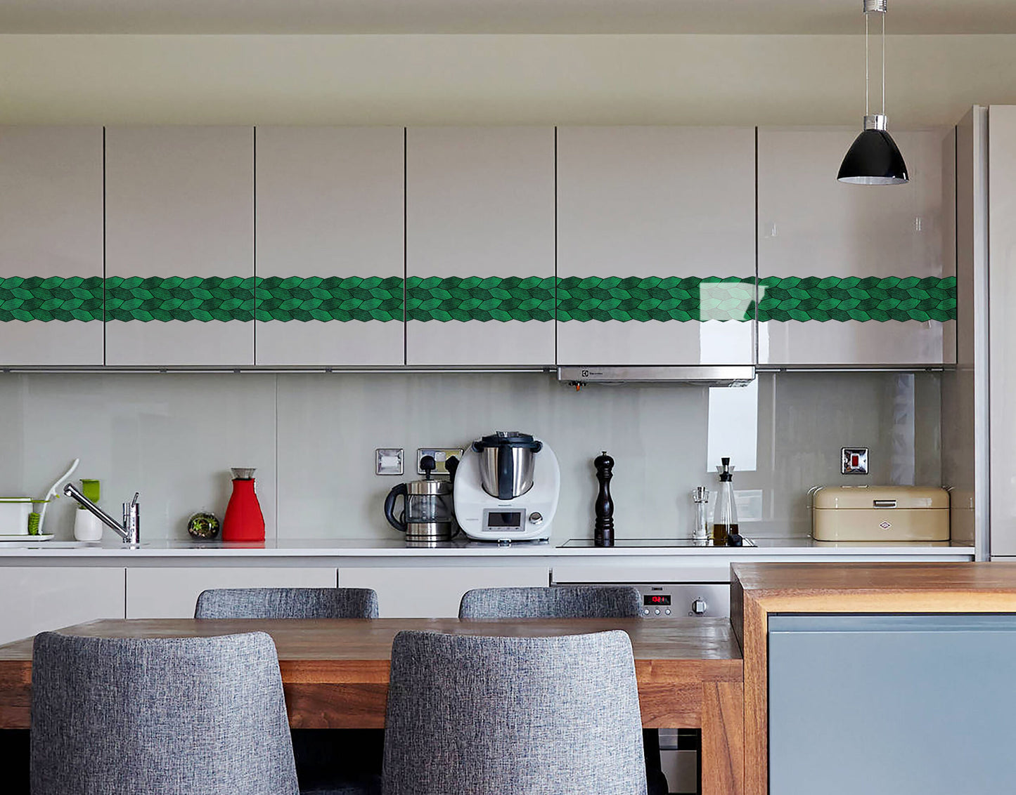 Leafy Emerald Self-Adhesive Tile Sticker Border