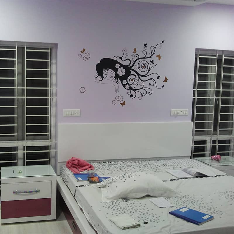 Cute Girl Dreaming Wall Sticker