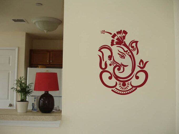WDC01042 Dasavala Ganesha Maroon L room sticker